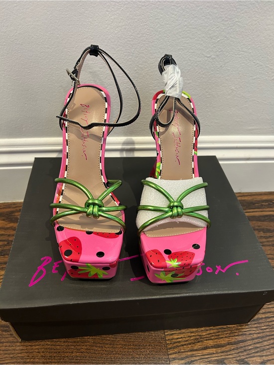 Betsey Johnson Shoes - Betsey Johnson Pink Strawberry Platform Sandals with Metallic Green Knots